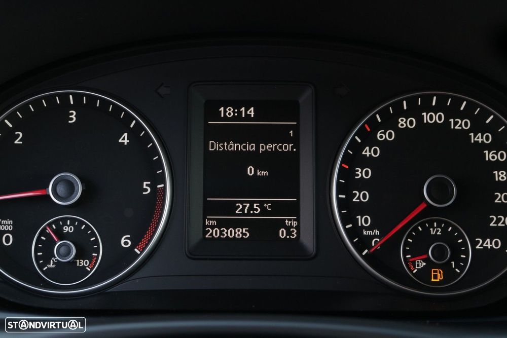VW Touran 1.6 TDI BM Confortline 7L - 40