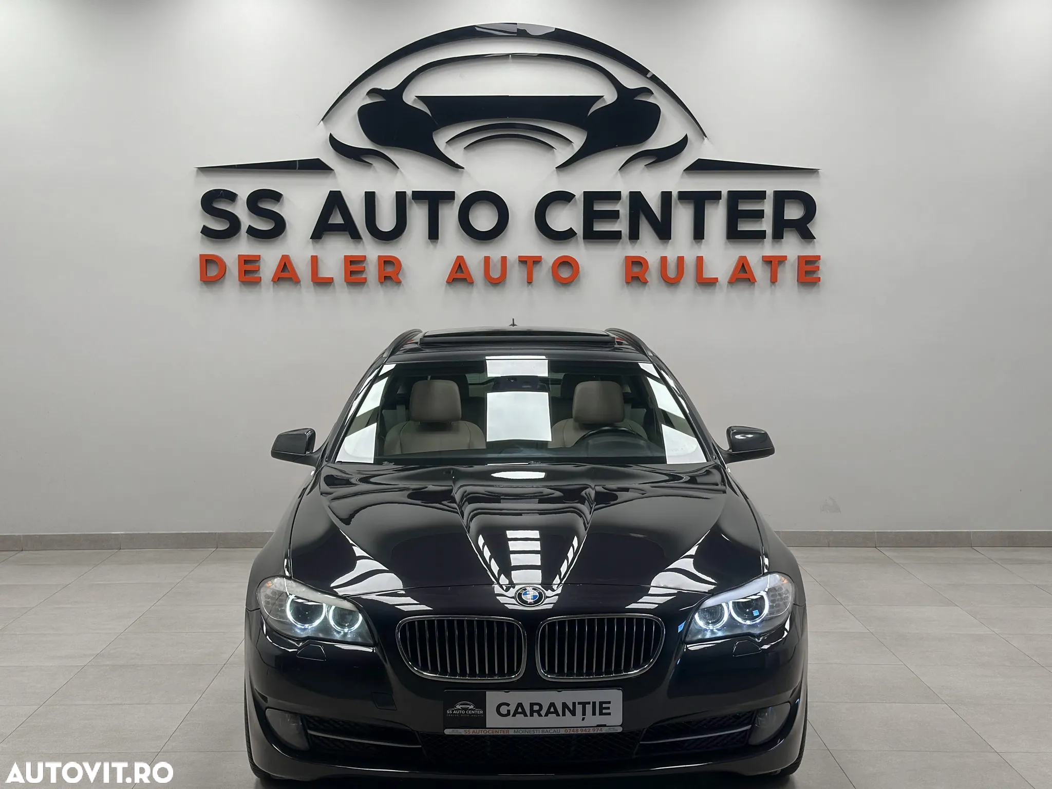 BMW Seria 5 520d Touring Aut. Luxury Line - 7