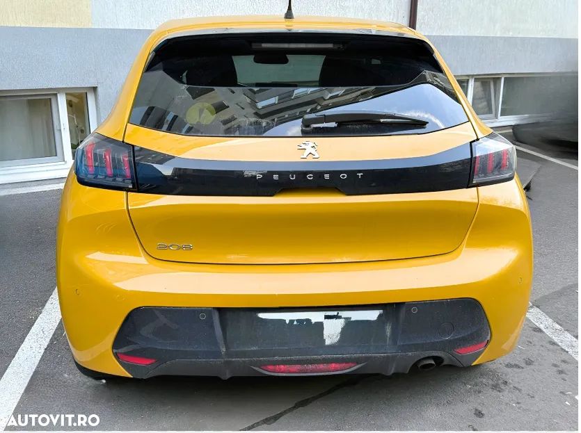 Peugeot 208 1.2 L PureTech STT Allure Pack - 2