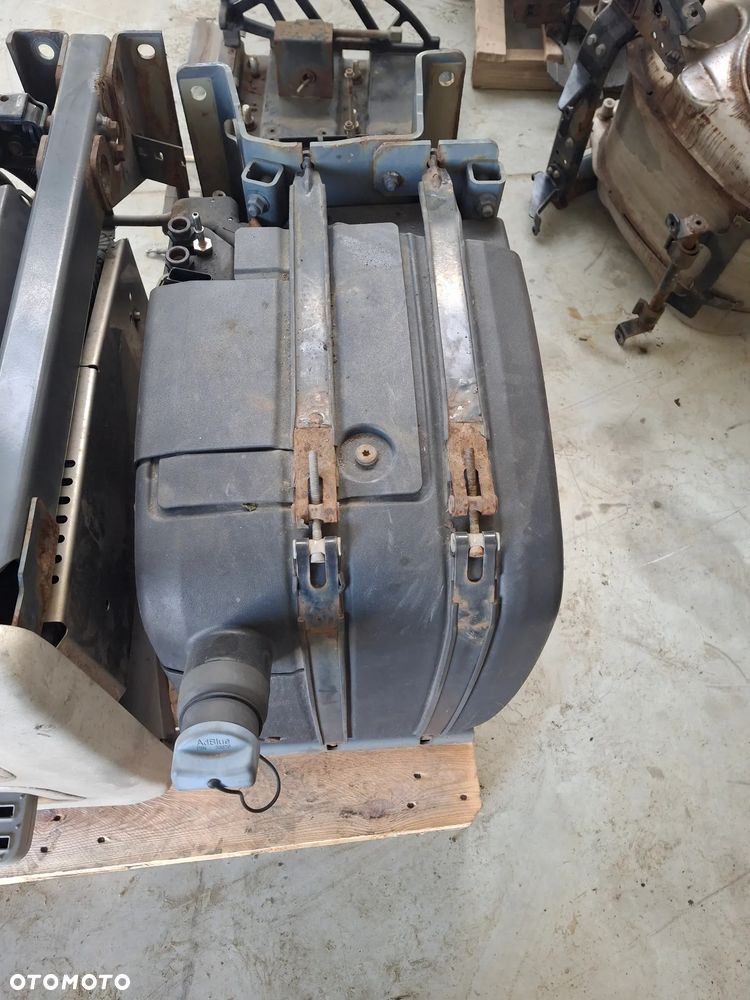 ZBIORNIK ADBLU DAF CF 400 XF 106 EURO 6 - 4
