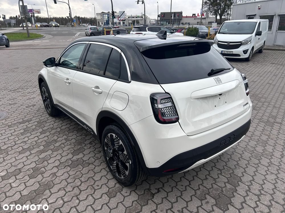 Fiat 600 1.2 Turbo La Prima eDCT - 4