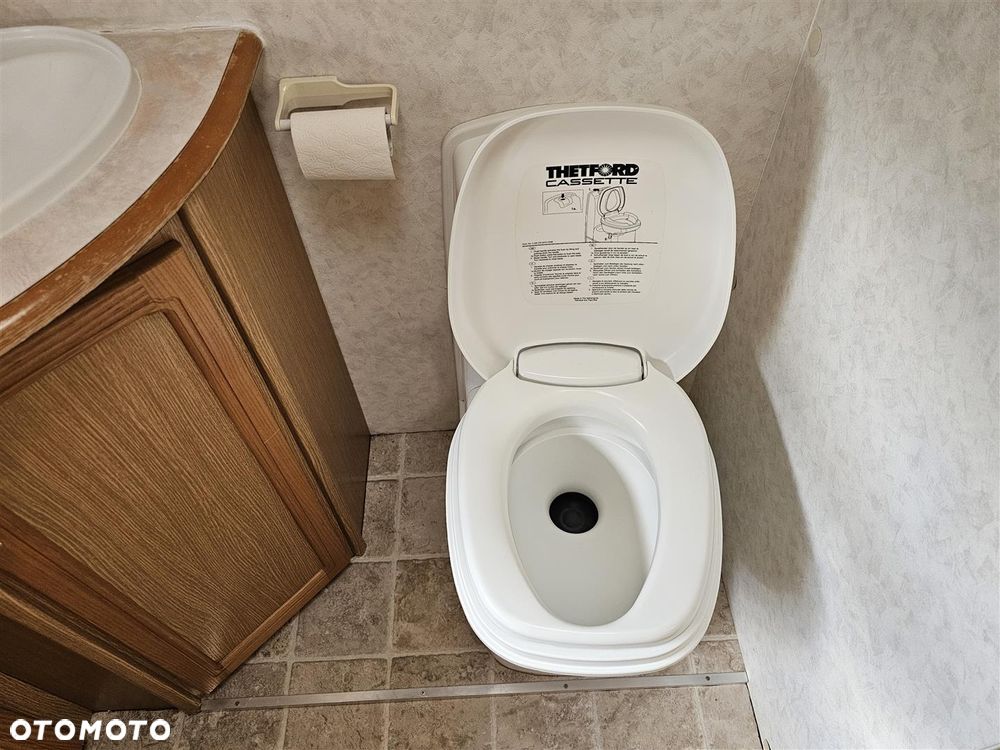 Inny Bardzo zadbana, czysta, dmc 1040 kg - 36