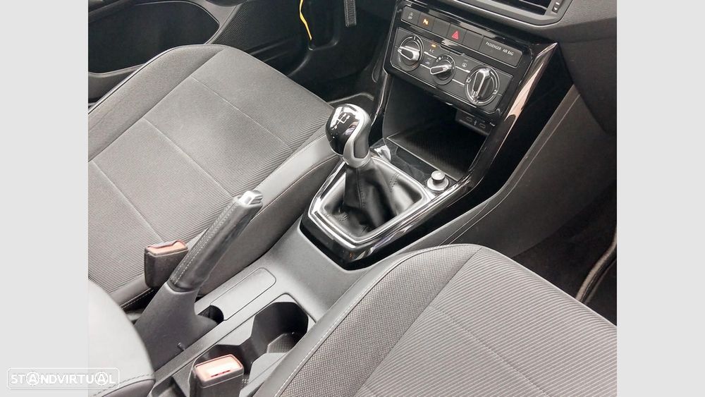 VW T-Cross 1.0 TSI Life - 23