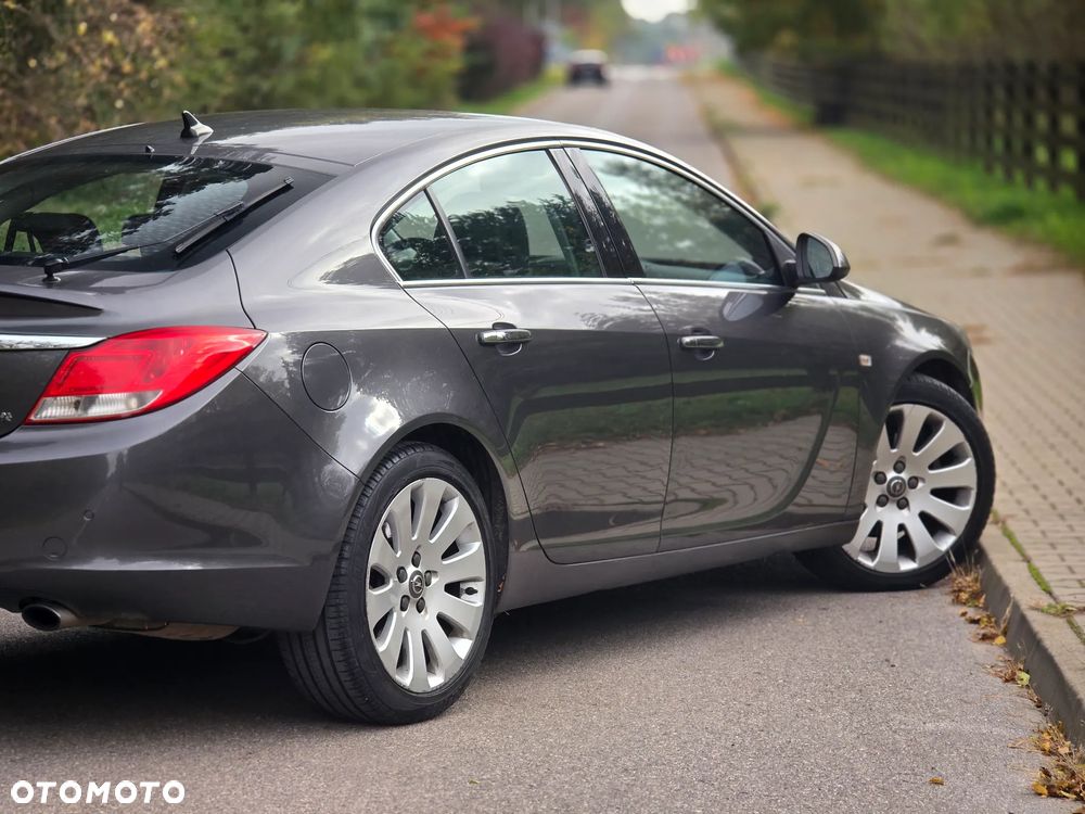 Opel Insignia 2.0 T Cosmo 4x4 - 40