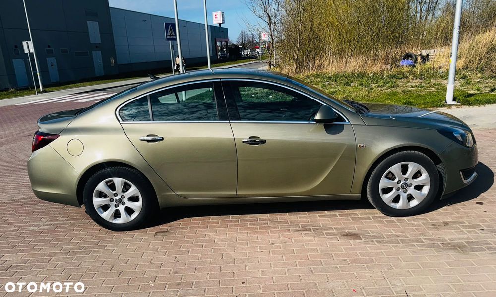 Opel Insignia 1.6 T Cosmo S&S - 12