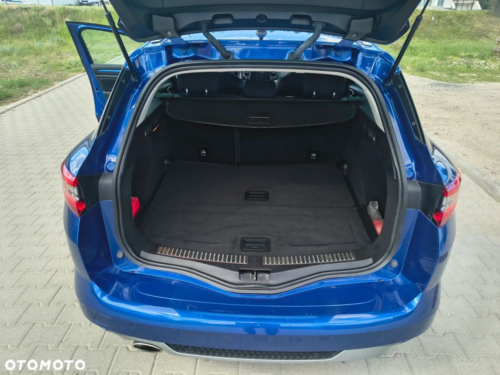 Renault Megane ENERGY dCi 165 EDC GT - 12
