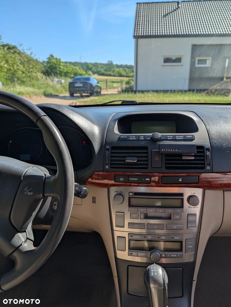 Toyota Avensis 2.0 D-4D Sol Plus - 7