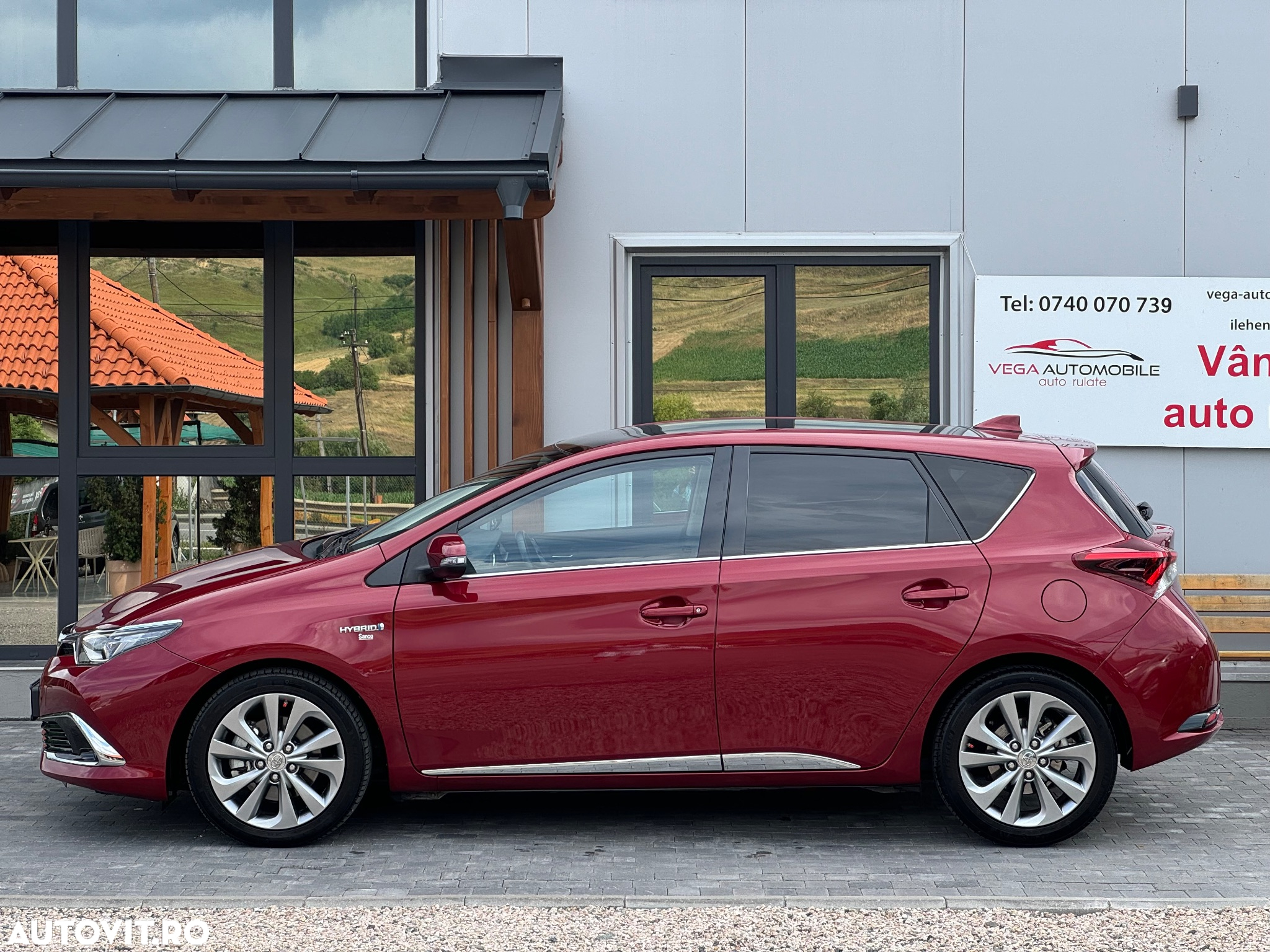 Toyota Auris 1.8 VVT-i Hybrid Automatik Design Edition - 6