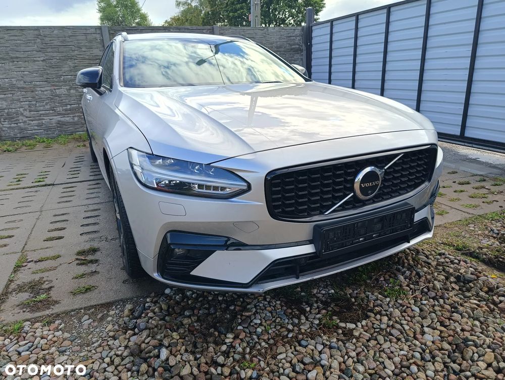 Volvo V90 - 2