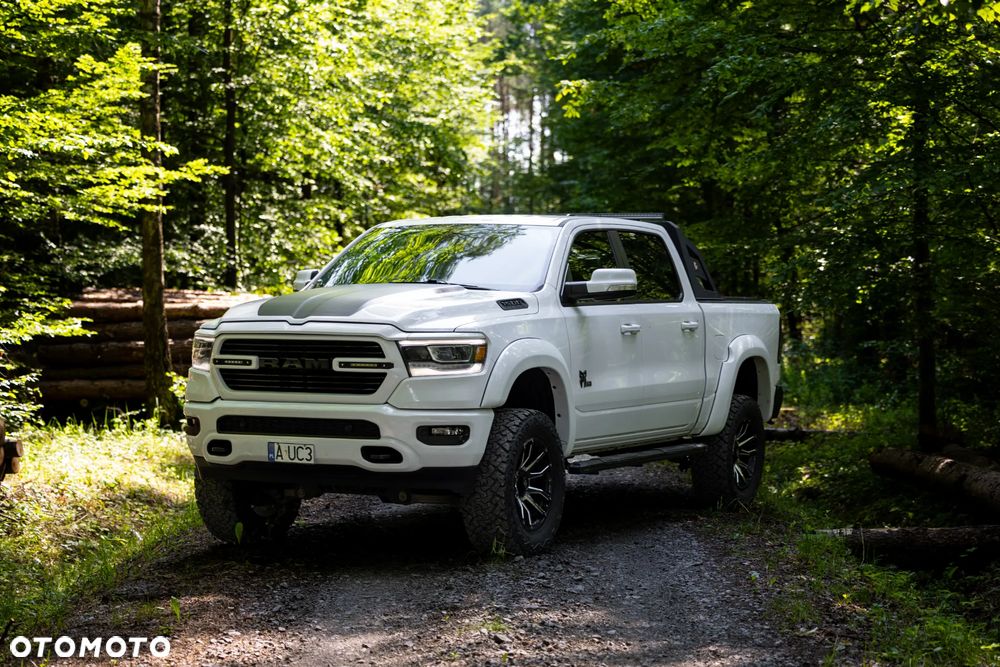 RAM 1500 5.7 Crew Cab Bighorn - 2