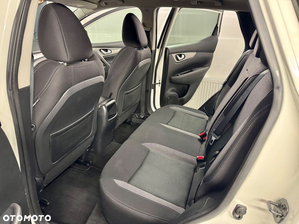 Nissan Qashqai 1.5 dCi Tekna - 24