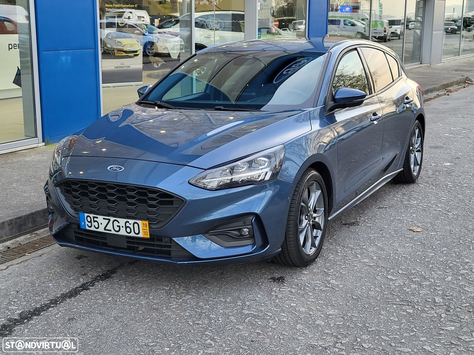 Ford Focus 1.0 EcoBoost ST-Line X - 2