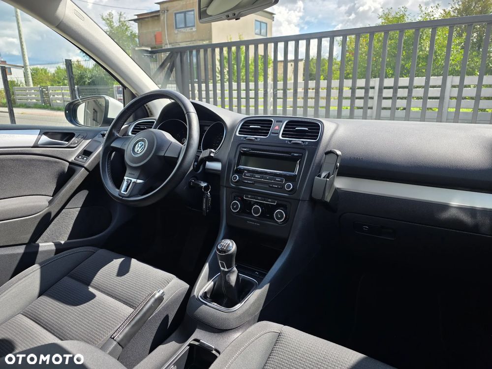 Volkswagen Golf 1.2 TSI move - 9