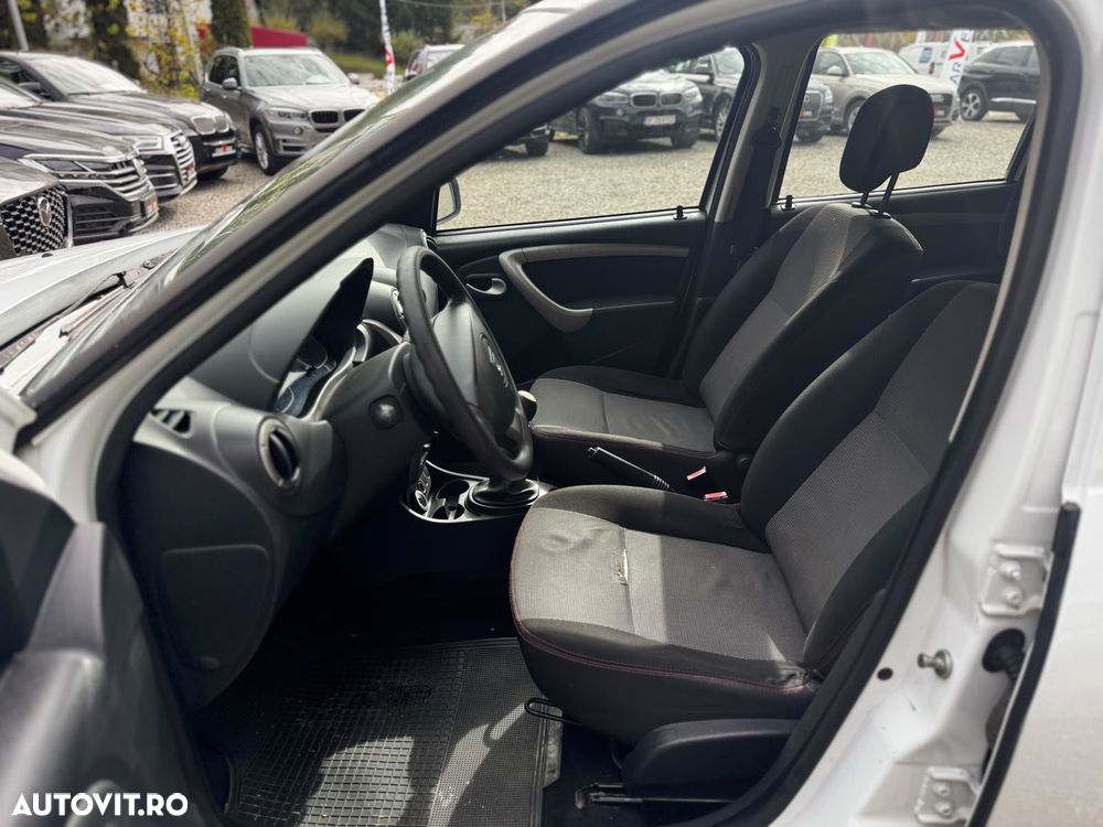 Dacia Duster 2013 photo 3
