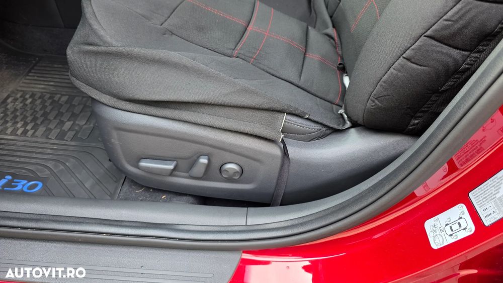 Hyundai i30 1.5 T-GDI MHEV 160CP Exclusive - 17