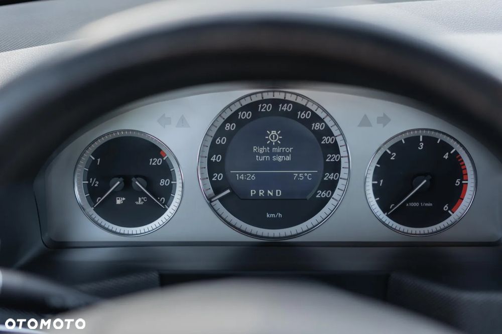 Mercedes-Benz GLK - 15