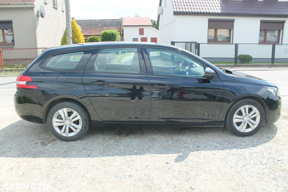 Peugeot 308 - 4