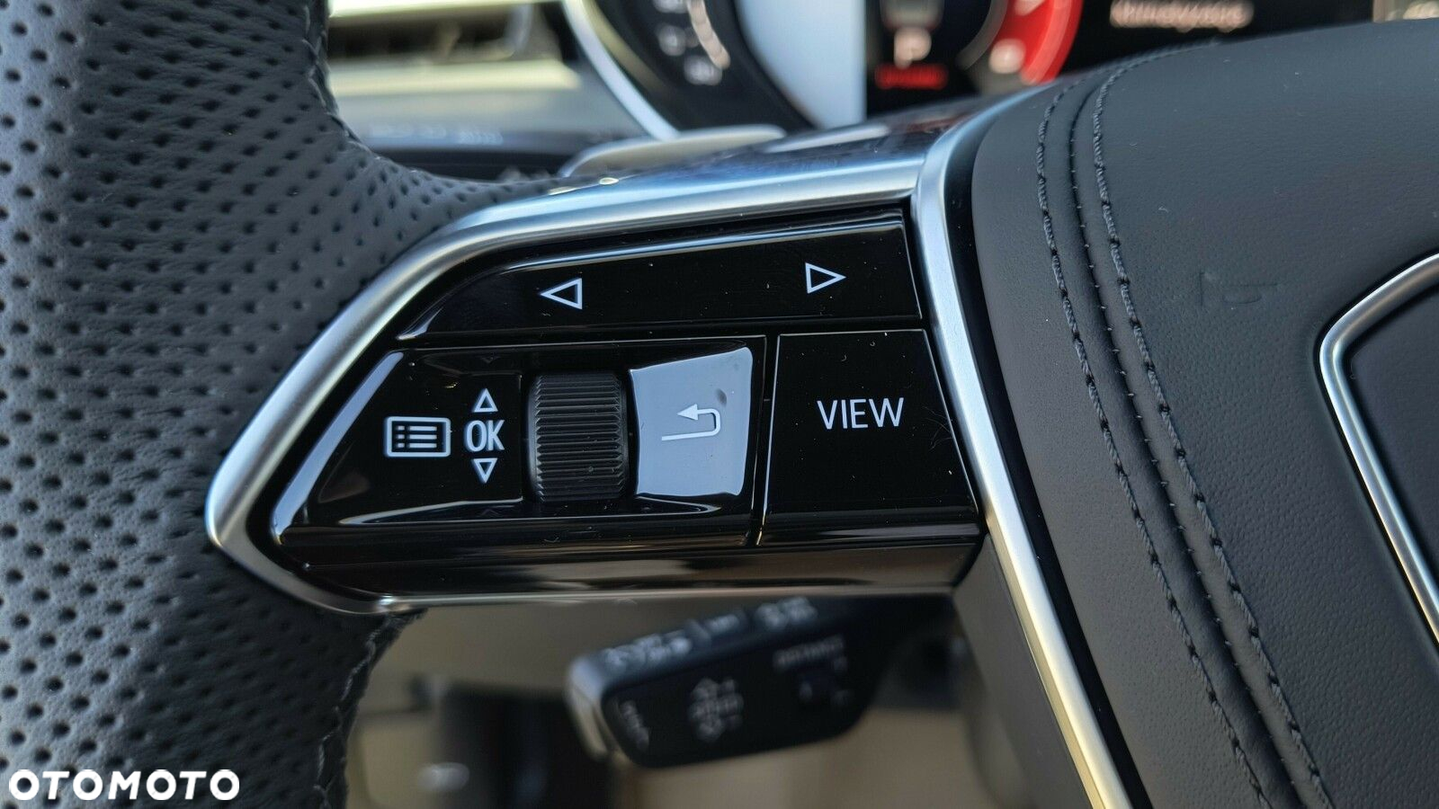 Audi S8 - 28