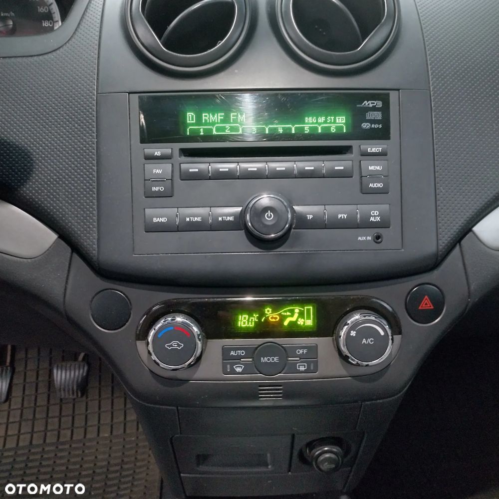 Chevrolet Aveo - 7
