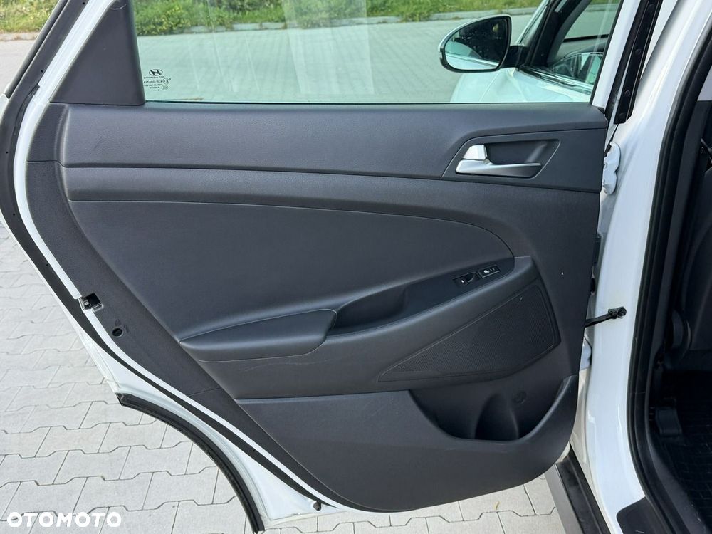 Hyundai Tucson 1.7 CRDI BlueDrive Comfort 2WD DCT - 31