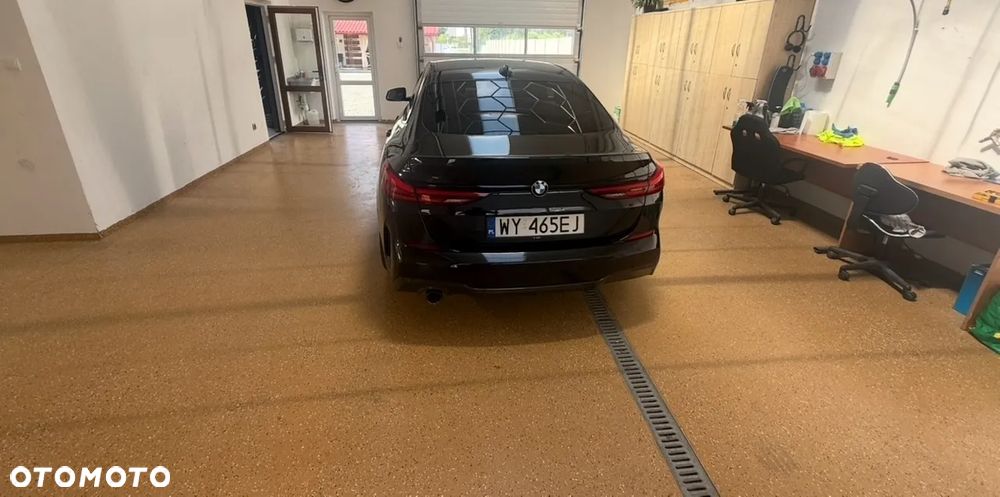 BMW Seria 2 218i Advantage - 9