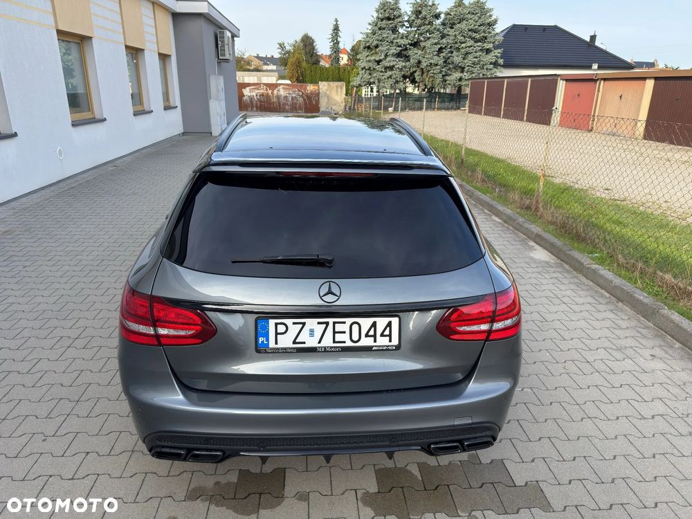 Mercedes-Benz Klasa C AMG 63 AMG Speedshift 7G-MCT - 6