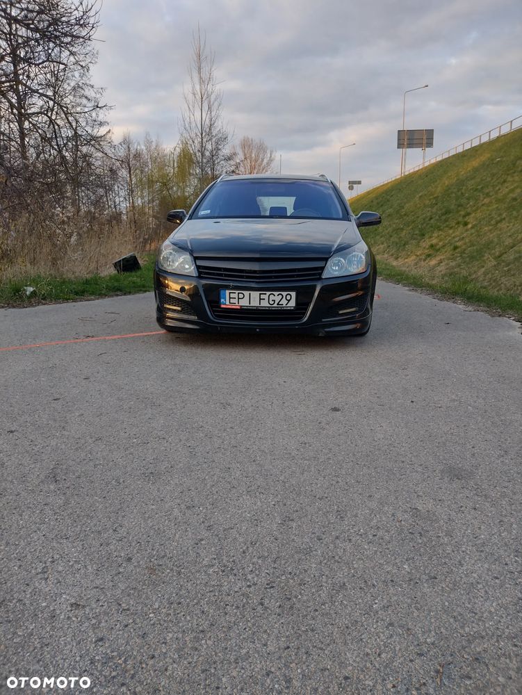 Opel Astra 1.6 Turbo - 2