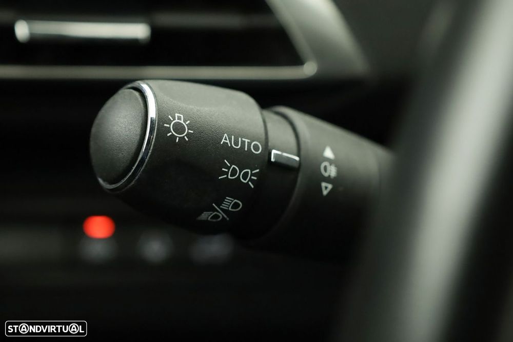 Peugeot 3008 1.2 Hybrid GT e-DCS6 - 17