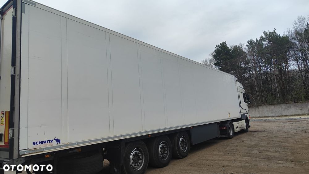Schmitz Cargobull SCB - 4