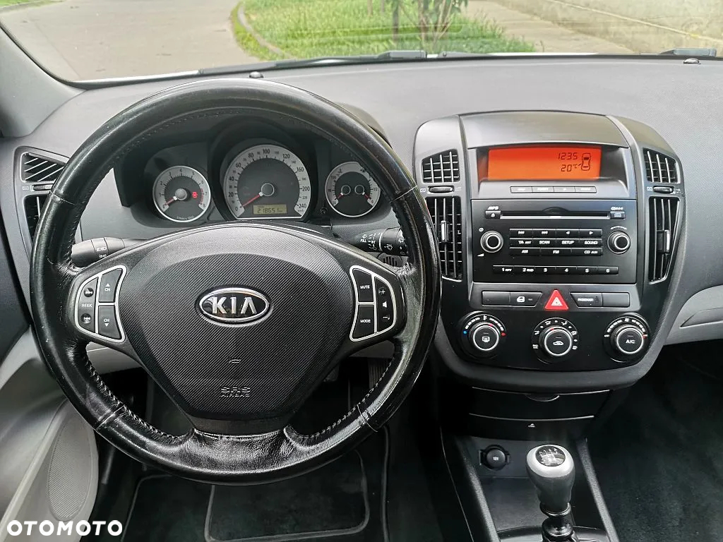 Kia Ceed - 18