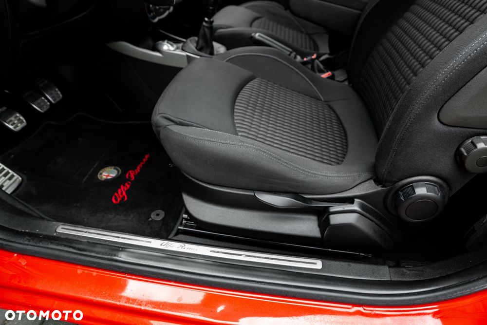Alfa Romeo Mito TB 1.4 16V - 19