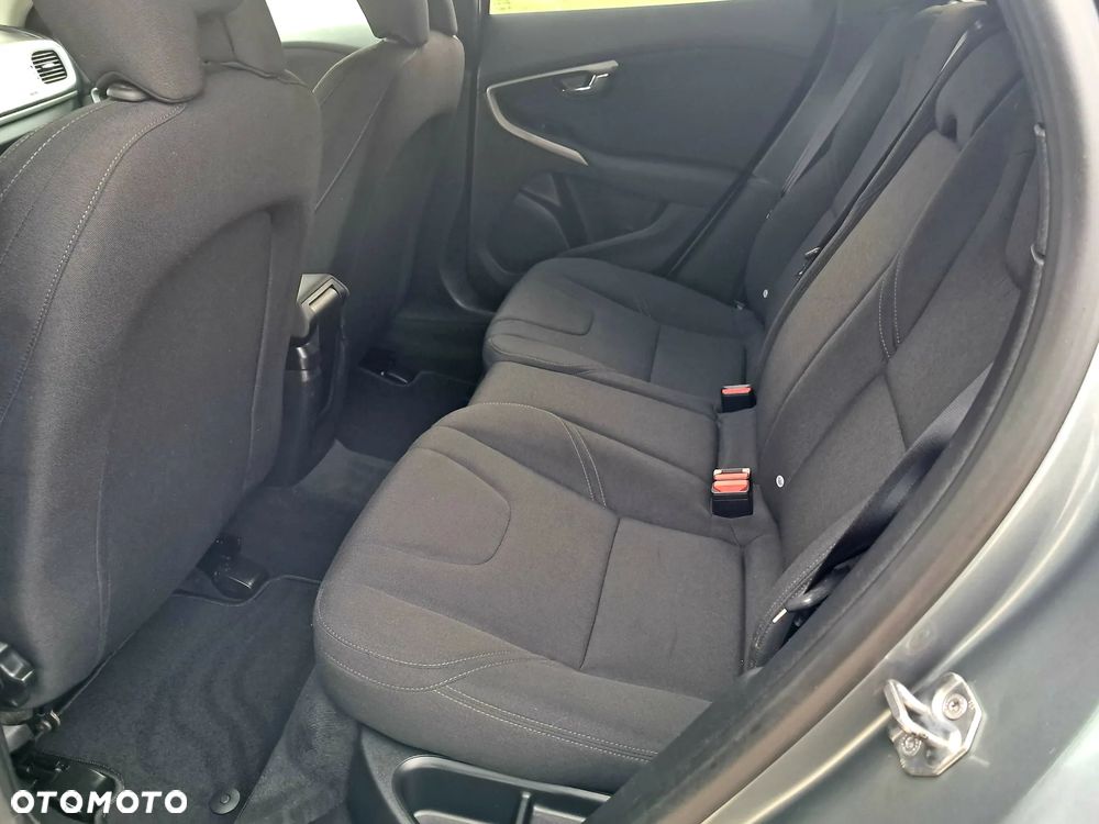 Volvo V40 - 10