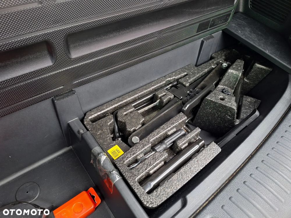 Kia Sorento 2.0 CRDI Business Line - 32