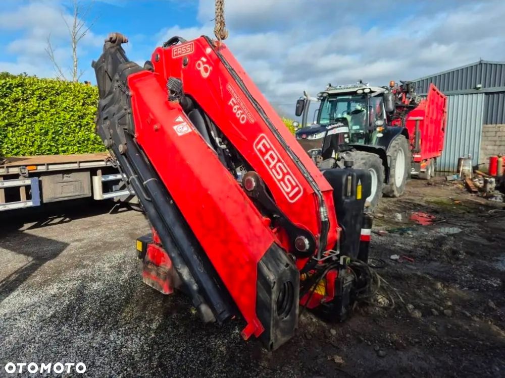 Inny HDS Dzwig żuraw Fassi F660 duży!! 6 razy wysuw hydrauliczny! Dodatkowe podpory. RADIO !!! Mało używany. HIAB Effer Palfinger HMF - 11