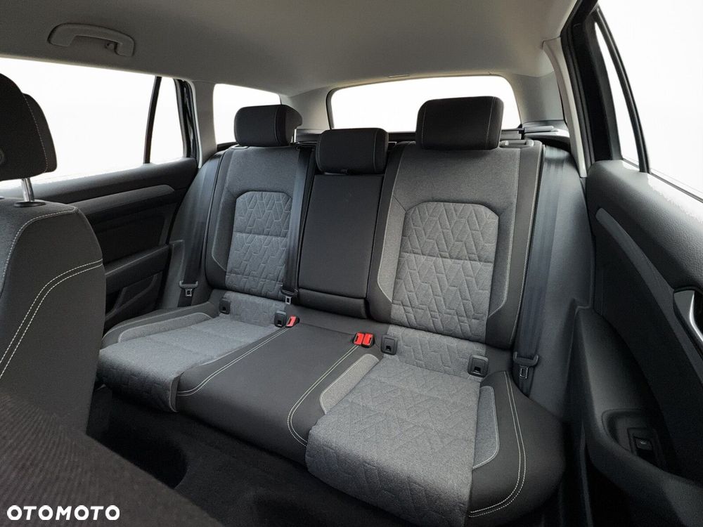 Volkswagen Passat Variant - 26