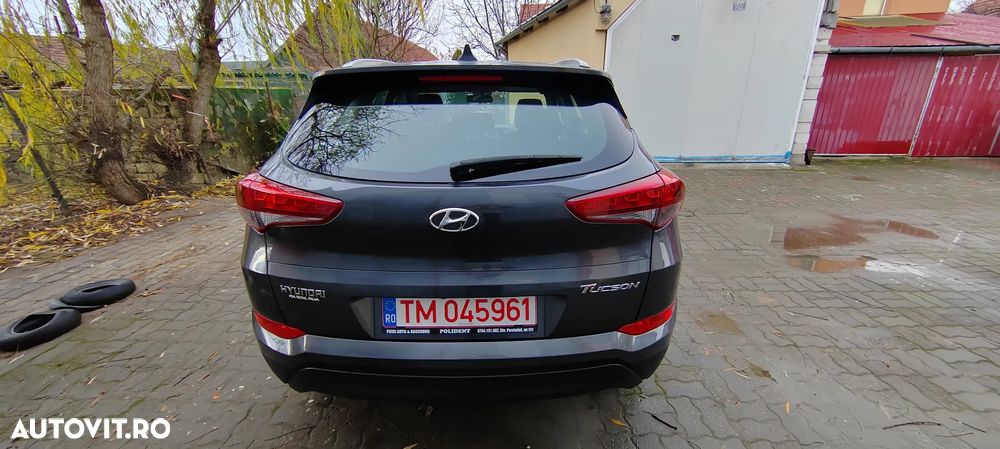 Hyundai Tucson blue 1.6 GDi 2WD Navi - 10