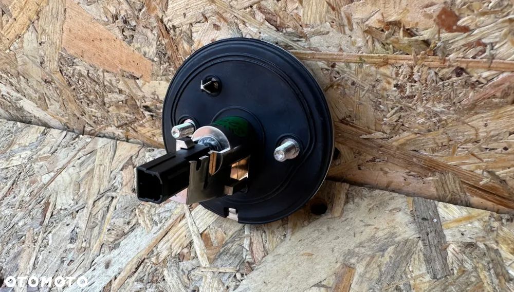 Emblemat Guzik Mikro styk Przycisk Klapy Bagażnika Tył Alfa Romeo Giulietta Mito 159 - 6