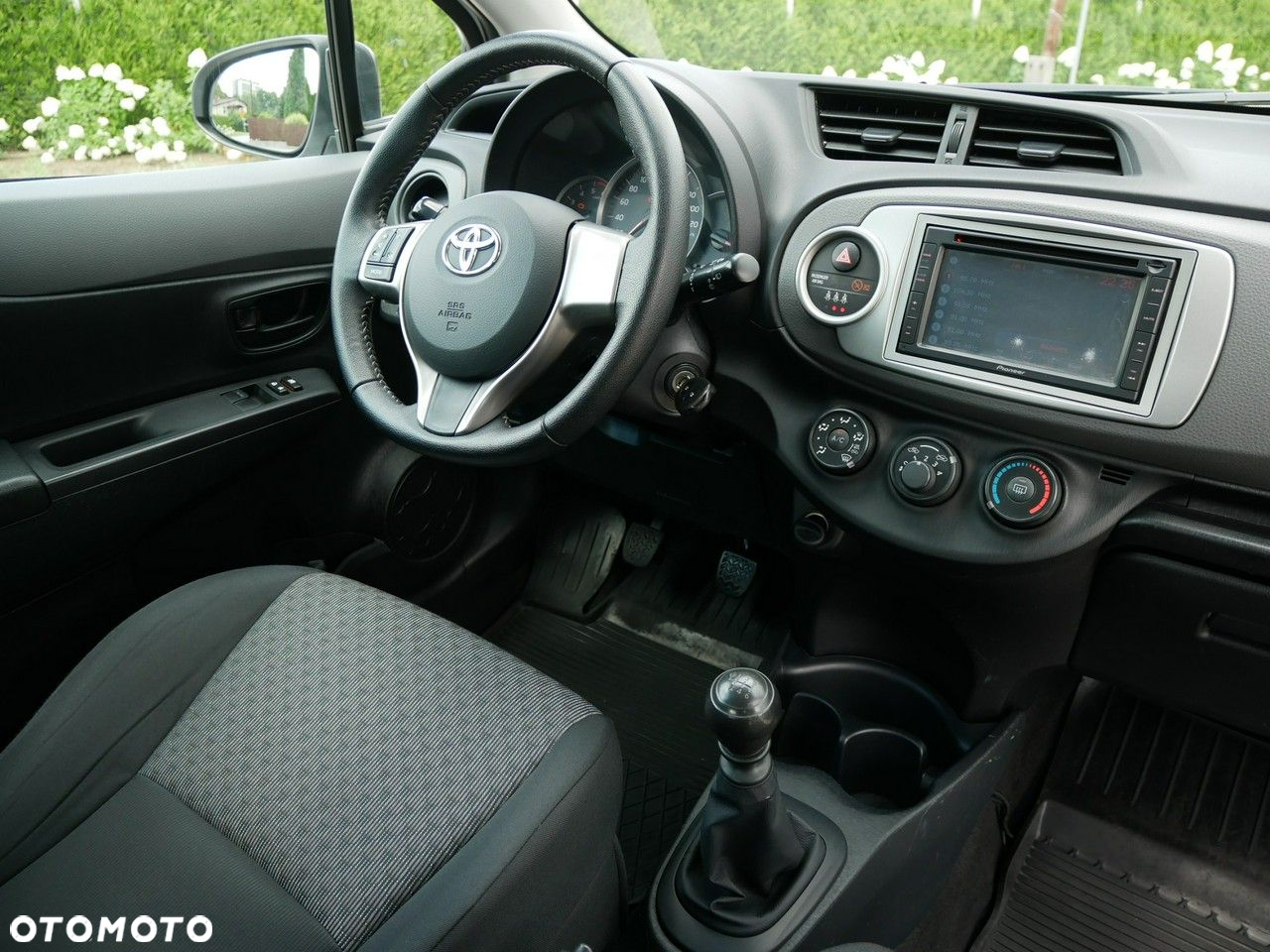 Toyota Yaris 1.4 D-4D - 21