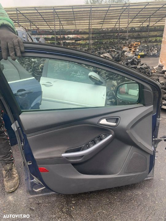 Vand usa fata stanga Ford Focus 3 2012 - 2
