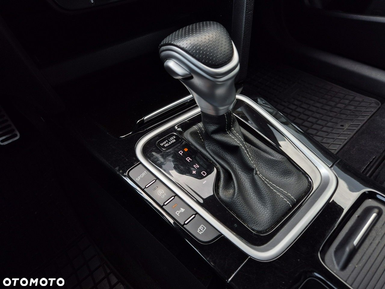 Kia ProCeed - 22