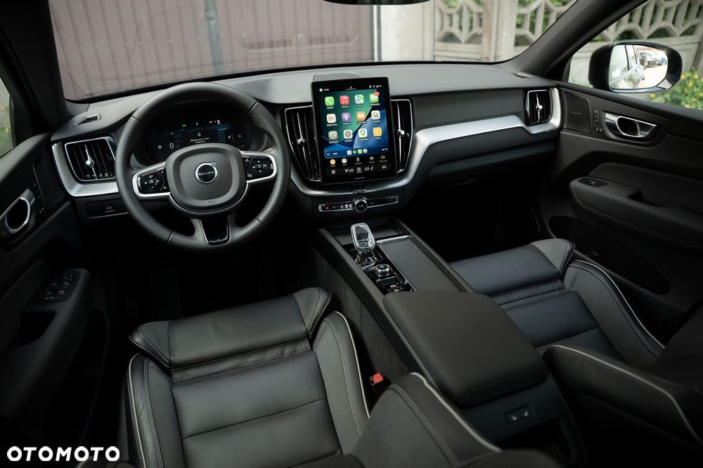 Volvo XC 60 B5 B AWD Ultimate Dark - 26