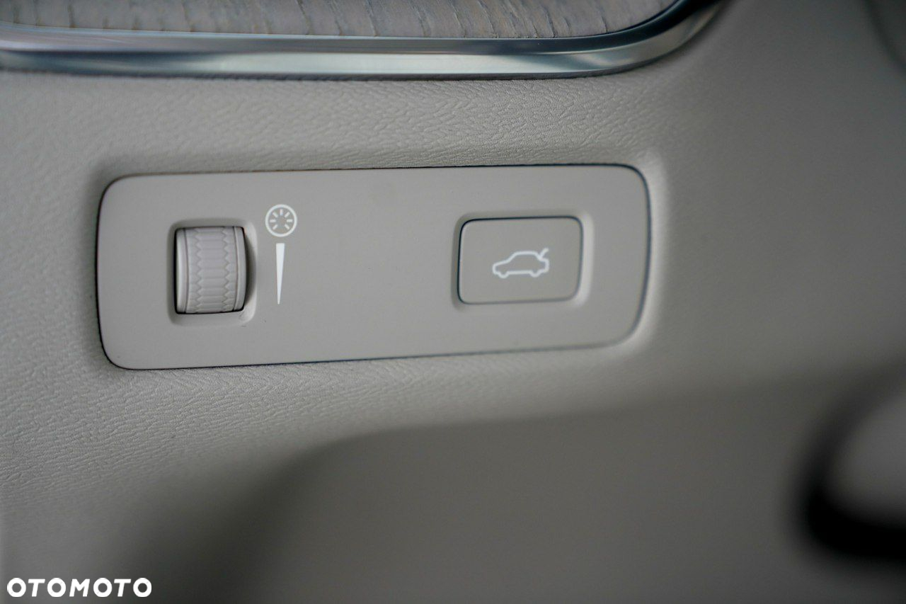Volvo XC 60 - 18