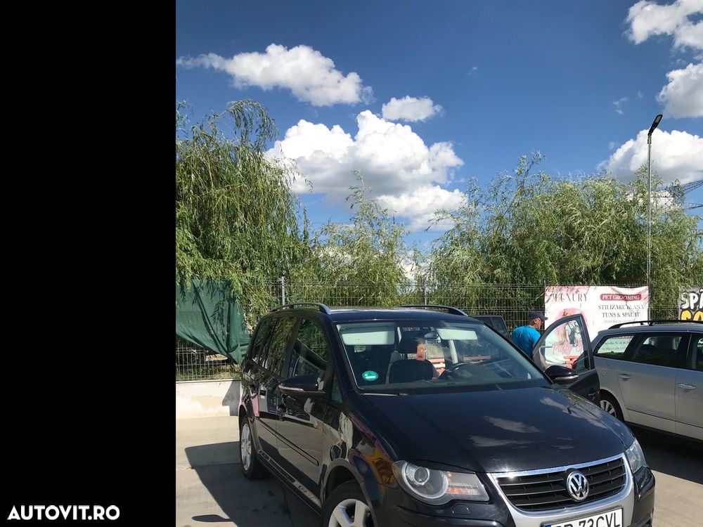Volkswagen Touran 2.0 TDI Comfortline - 1
