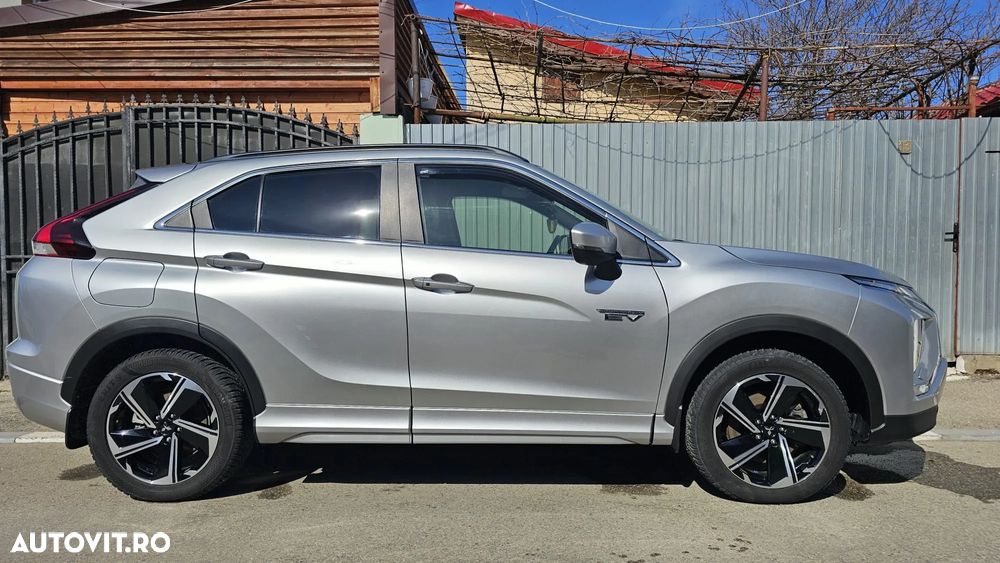 Mitsubishi Eclipse-Cross 4WD Plus Select - 4