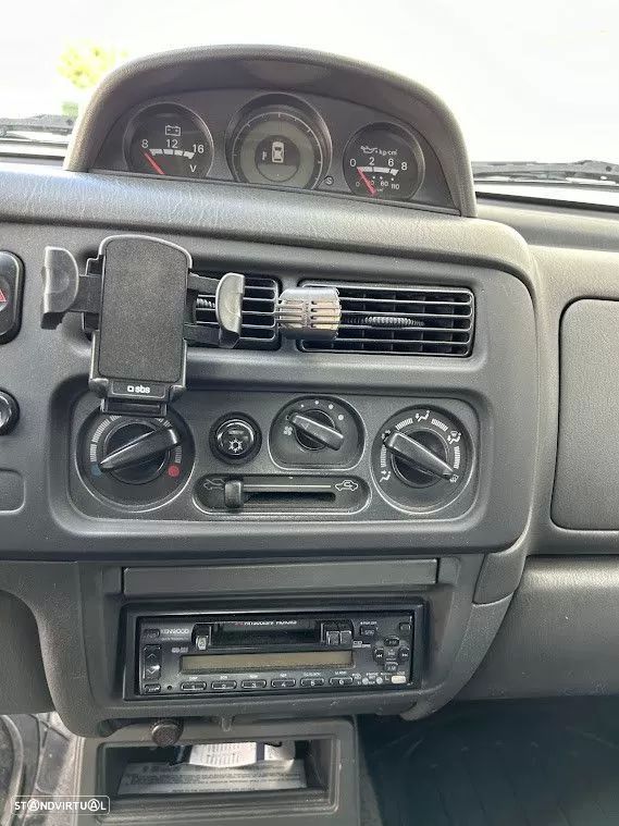 Mitsubishi Pajero Sport 2.5 TD GLS - 11