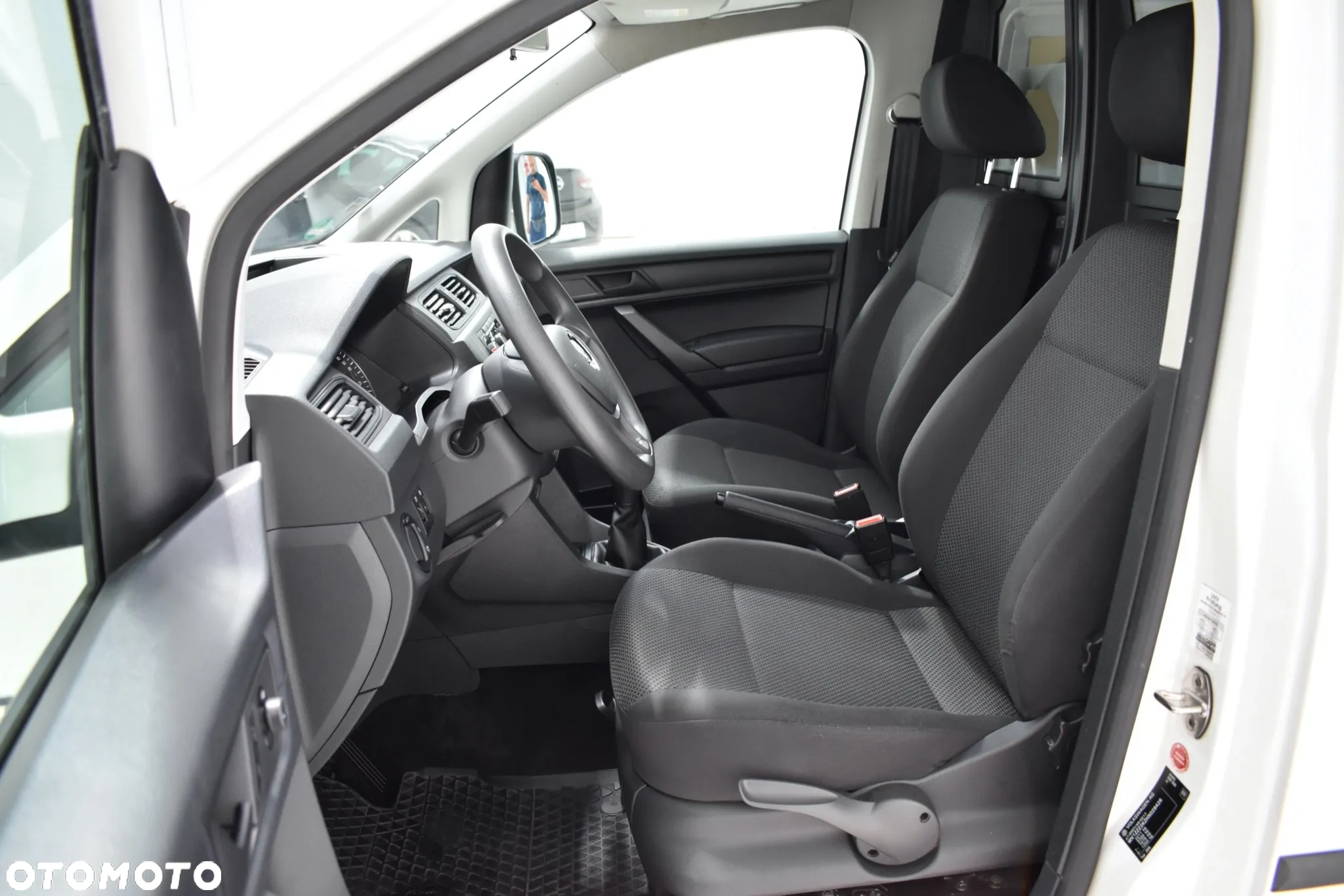 Volkswagen caddy - 27