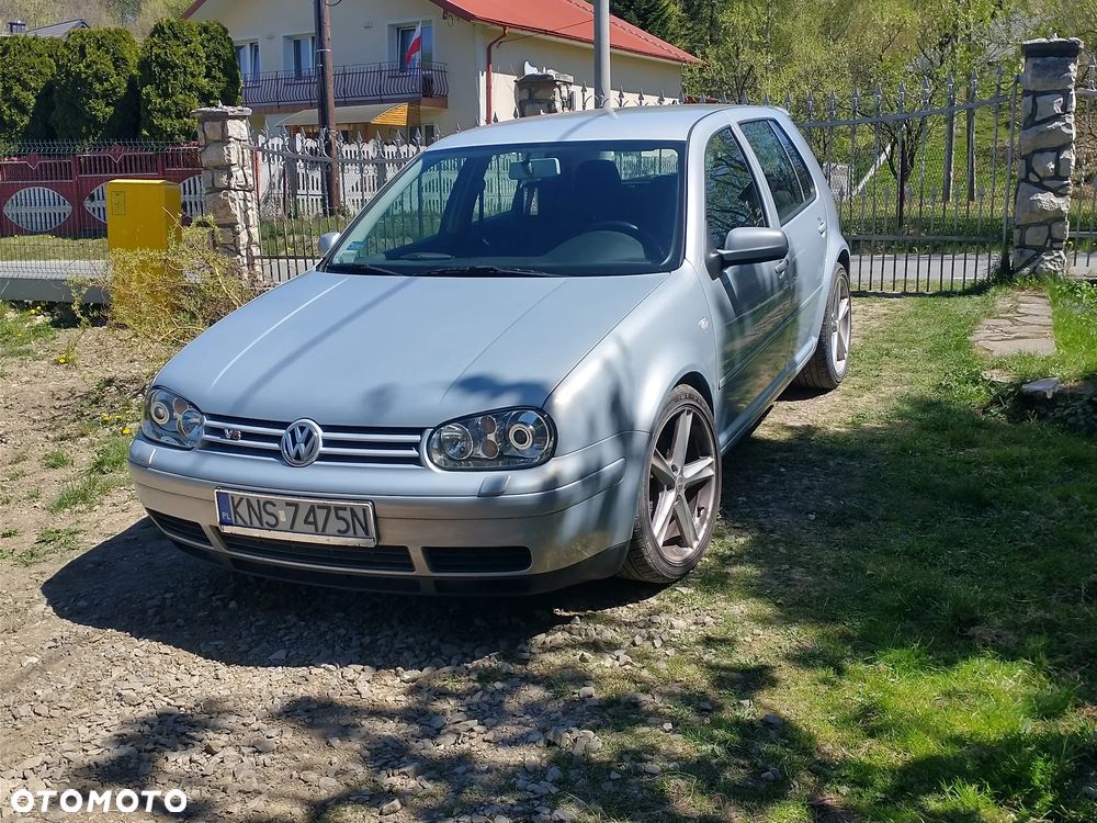 Volkswagen Golf - 3