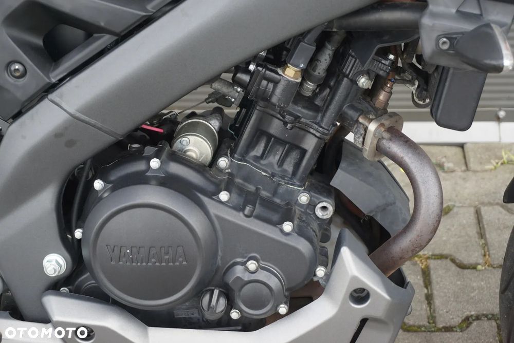 Yamaha MT - 8