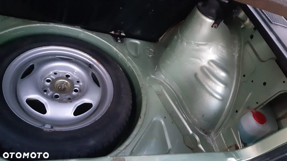 Volkswagen Polo - 22