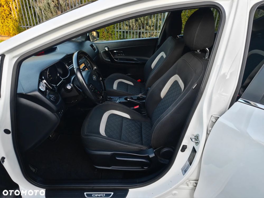 Kia Ceed 1.6 CRDi 136 DCT ISG GT Line - 22